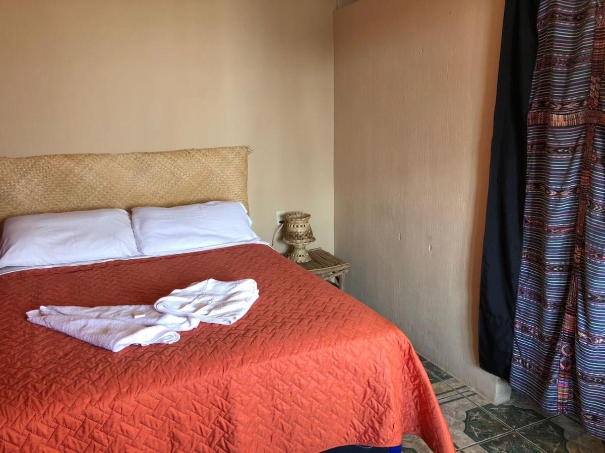 Kawoq Guesthouse San Pedro de la Laguna Extérieur photo